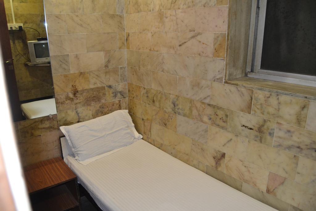 Zahra Guest House Мумбаї Екстер'єр фото