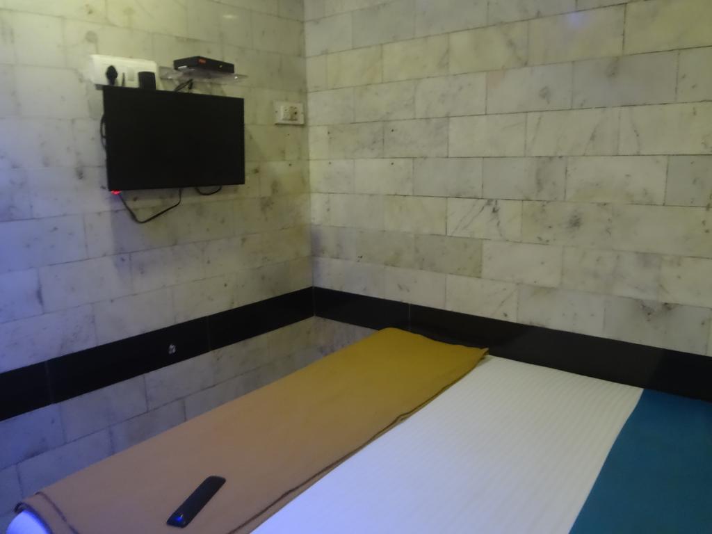 Zahra Guest House Мумбаї Екстер'єр фото