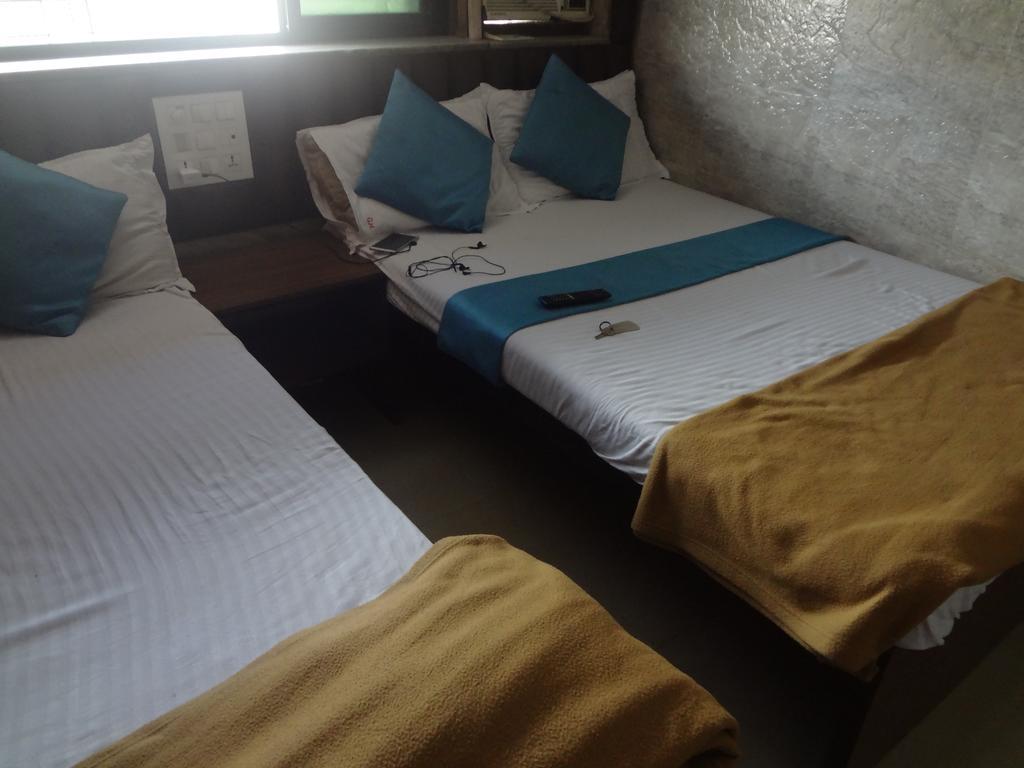 Zahra Guest House Мумбаї Екстер'єр фото